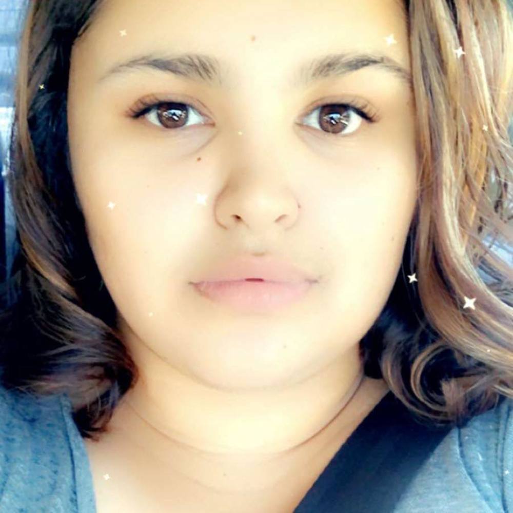 Meet your Posher, Daniela
